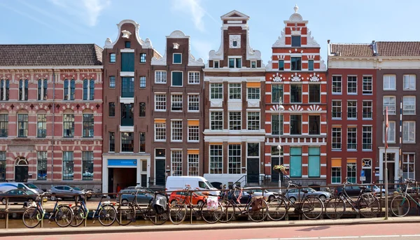 Amsterdam - arkitekturen i staden — Stockfoto