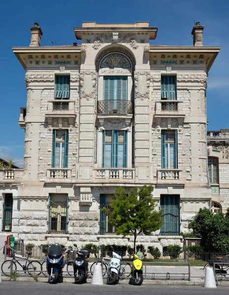 Ciudad de Niza - Arquitectura a lo largo del Promenade des Anglais — Foto de Stock
