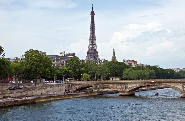 Parigi - Torre Eiffel e fiume Senna — Foto Stock