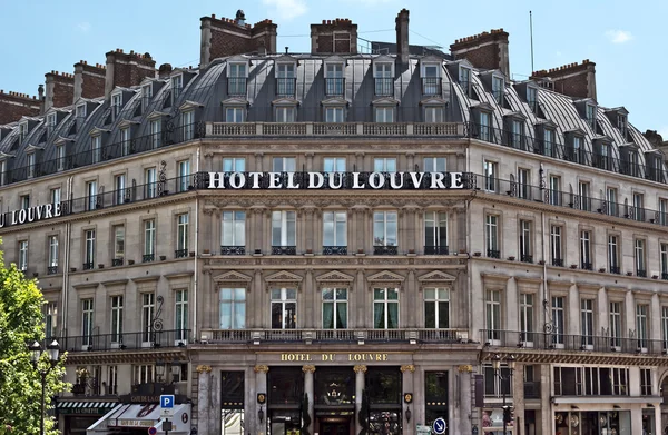 パリ ホテル デュ ルーブル — ストック写真