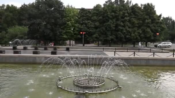 Almaty - Brunnen — Stockvideo