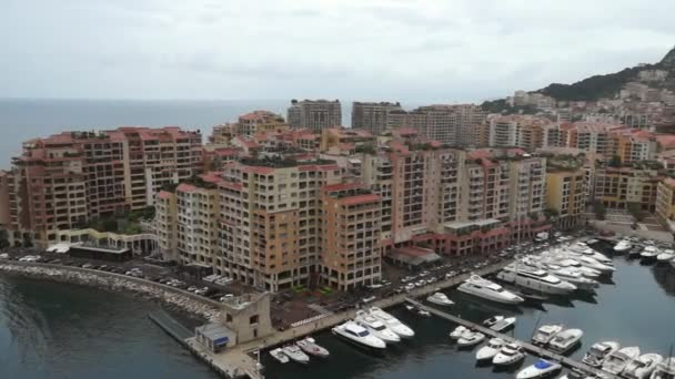 Monaco - Veduta del porto di Fontvielle — Video Stock