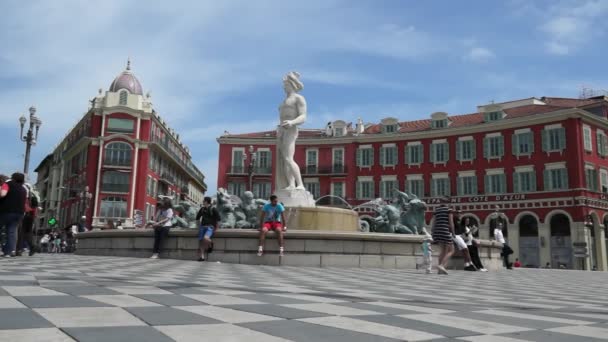 Nice - Fontaine du Soleil sur la Place Massena — Video