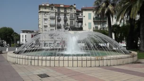 Fonteinen van stad Nice, Frankrijk — Stockvideo