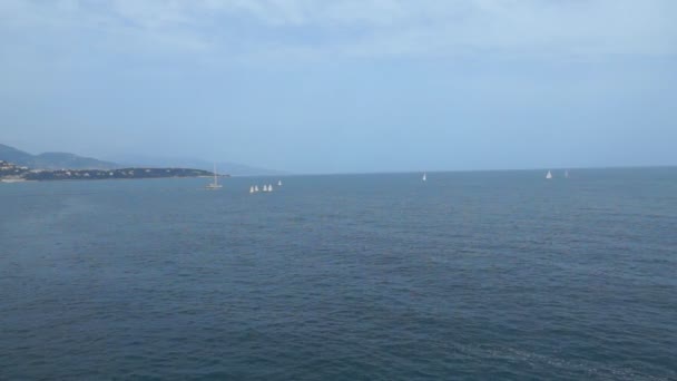 Vista del mar Mediterráneo en Niza, Francia — Vídeos de Stock