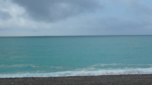 Vista del mar Mediterráneo en Niza, Francia — Vídeos de Stock