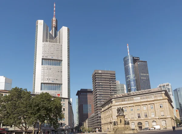 Commerzbank tower and Main Tower — Stock Photo, Image