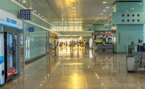 Terminal T1 of El Prat-Barcelona airport — Stock Photo, Image