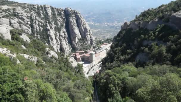 Monasterio de Montserrat cerca de Barcelona — Vídeo de stock