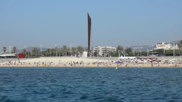 Barcelona-e - Pláž Barceloneta - timelapse — Stock video