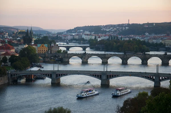 Vista sobre Praga ao pôr do sol — Fotografia de Stock