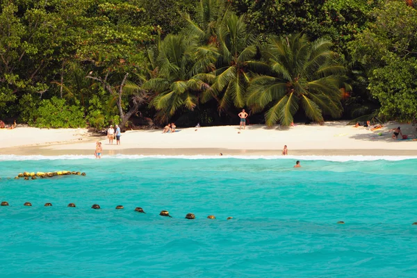 Het strand van Anse Lazio, Praslin, Seychellen — Stockfoto