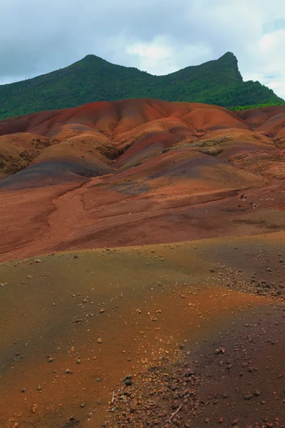 Dünen aus vielfarbigem Sand. Chamarel, Mauritius — Stockfoto