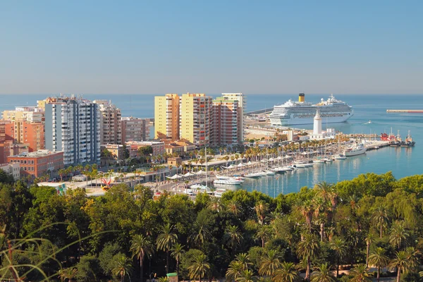 Ciudad portuaria. Málaga, España —  Fotos de Stock