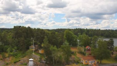 İskandinav Fiyordu kıyısında. Stockholm, İsveç