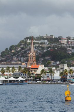Dolgu ve katedral belltower. Fort-de-France, martinique