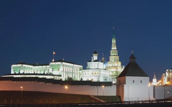Complexo do palácio do Governador em Kazan Kremlin — Fotografia de Stock
