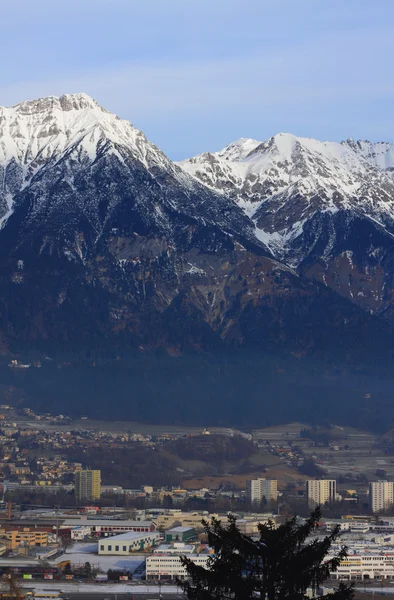 Rumerspitze Dağı 'nın tepesinde. Alpler, Innsbruck, Avusturya — Stok fotoğraf