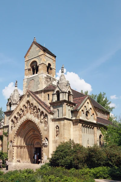 Church in castle Vajdahunyad. Budapest, Hungary — Stock Photo, Image