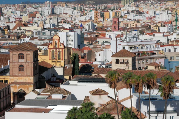 Kerk van het klooster en de stad. Malaga, Spanje — Stockfoto