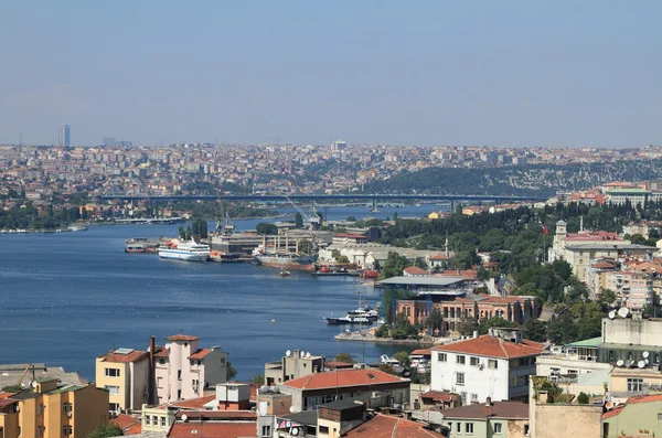 Gulf Gold Horn, Halich Bridge. Istanbul, Turkey — Stock Photo, Image