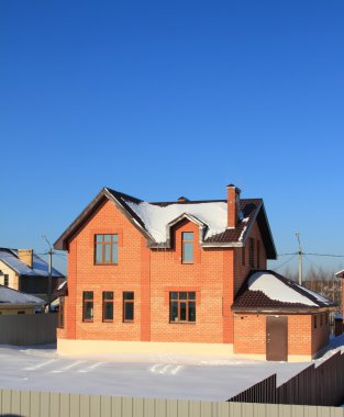 Kır evi tuğla üzerinden doldurulan değil