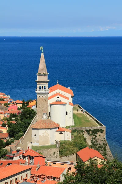 Temple on coast of Adriatic Sea. Piran, Slovenia — Stock Photo, Image