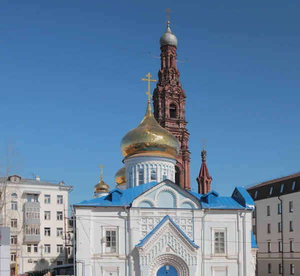 Catedral de Epifanía y campanario. Kazán, Tartaristán, Rusia — Foto de Stock