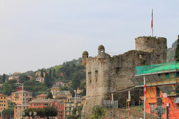 Starożytny zamek i miasto. Santa Margherita Ligure, Włochy — Zdjęcie stockowe