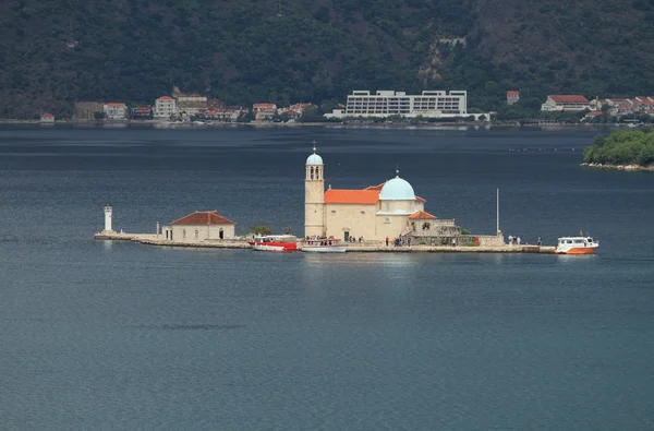 Wyspa "Matki Bożej na rafy". Zatoki Kotor, Czarnogóra — Zdjęcie stockowe