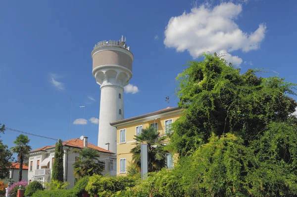 Sebastiano Coletti Street and tower. Margera, Mestre,Italy — Stock Photo, Image