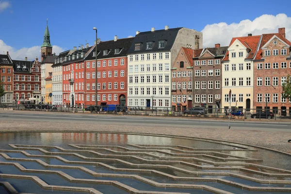 Vindebrogade Street och Nybrogade Street. Köpenhamn, Danmark — Stockfoto