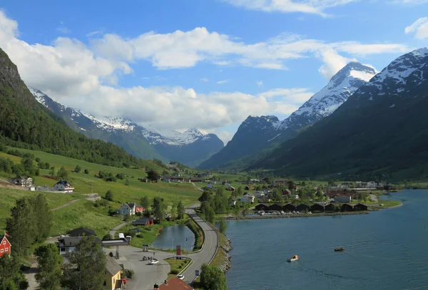 Valley and mountain chain, Norway — Stock Photo, Image