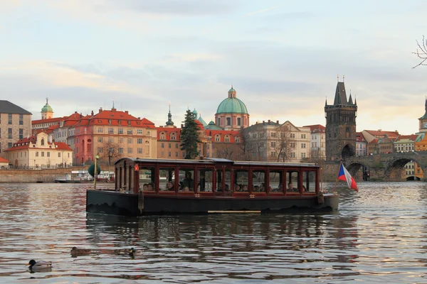 Walking boat on Vltava River. Prague, Czech Republic — Stock Photo, Image