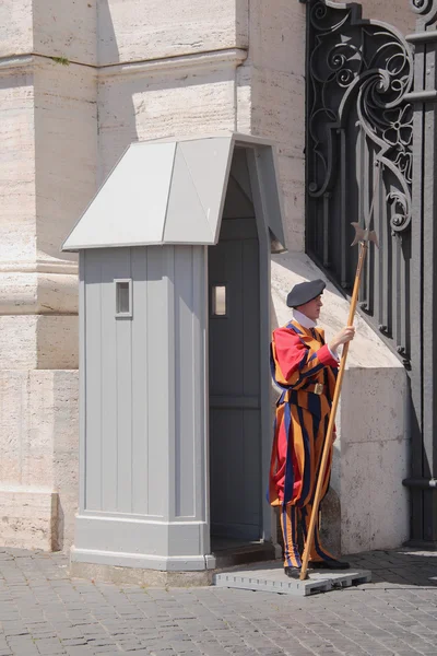 Swiss guardsman. Vatican, Rome, Italy — Stock Photo, Image