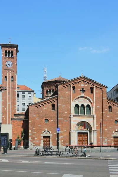 Iglesia de San Babila. Milán, Italia —  Fotos de Stock