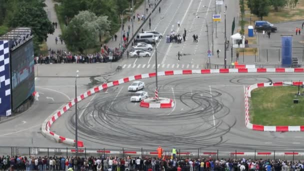 Autosports visar Kazan City Racing. Körning av bilar — Stockvideo
