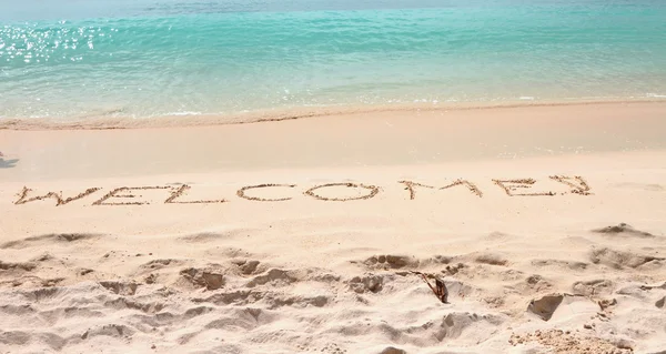 Inscription "bienvenue !" o plage de sable marin. Bridgetown, Barbade — Photo