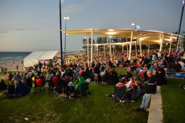 Scarborough Beach üzerinde 2015 Noel şarkıları