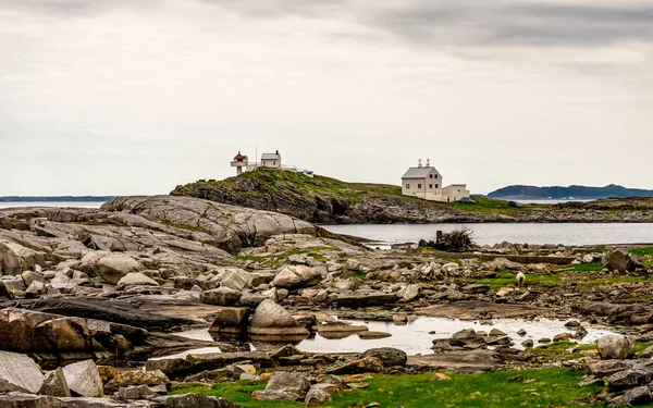 Una Vista Panoramica Sul Faro Dal Sito Storico Del Forte — Foto Stock