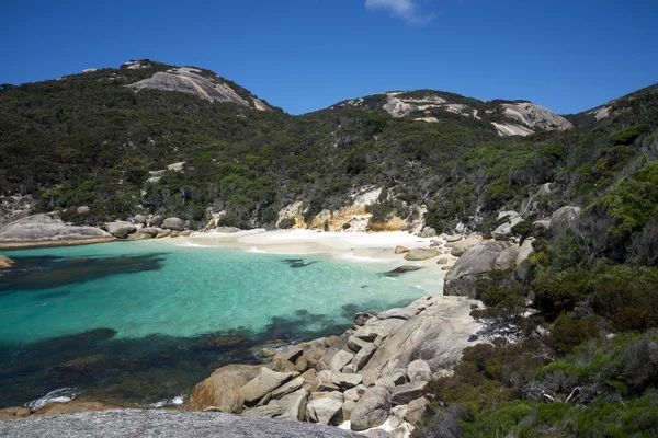 Small hidden bay near Little Beach in Two Peoples Bay Reserve near Albany — Stock Photo, Image