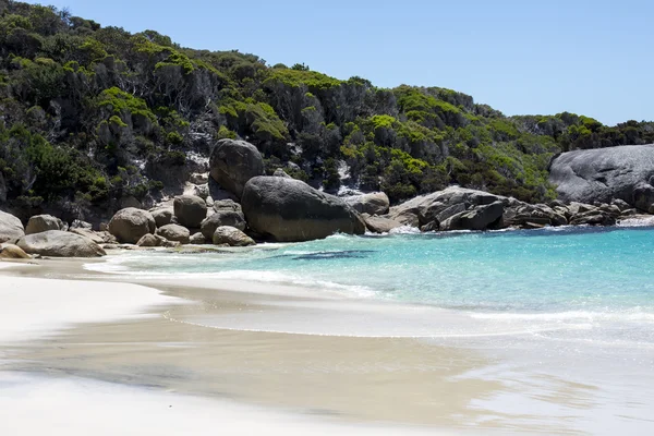 Rocky landscape on a Little Beach in Two Peoples Bay Reserve near Albany — Stock Photo, Image