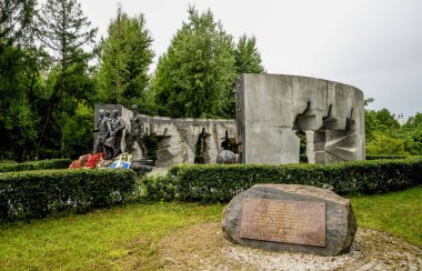 Çernobil Nükleer Santrali Kazası Katılımcıları İçin Anma Töreni Bronz Heykeller ve Poklonnaya Tepesi, Moskova, Rusya 'daki Zafer Parkı Temel Taşı Katılımcıları 10 Ağustos 2025