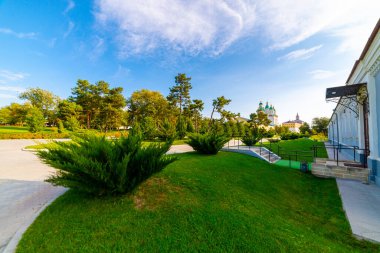 Astrakhan, Rusya 'daki Uspensky Katedrali ve Kremlin' in Çan Kulesi.