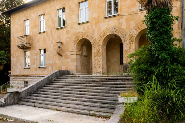 Antiguo Sanatorio Abandonado Hospital Arquitectura Soviética Edificio Histórico — Foto de Stock