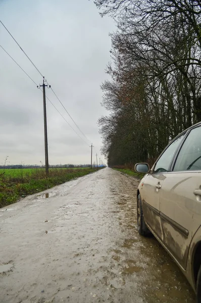 Dirty Car Dirt Road Field — Stock Photo, Image