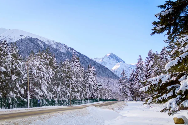 Winter Mountain Landscape Rocks Snow Russia — Stock Photo, Image