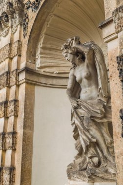 Almanya, Dresden 'deki Zwinger Sarayı. Heykel ve mimari