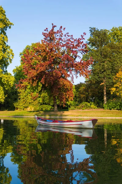 Barco Lago Bosque Vincennes Parque París Otoño — Foto de Stock