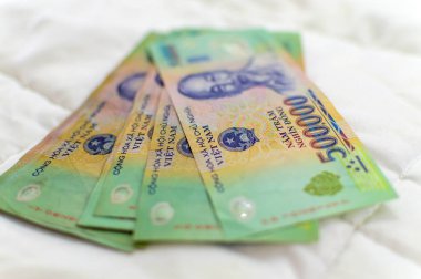 Vietnam parası. 500.000 Dong banknotu. Başkan Ho Chi Minh 'in portresiyle birlikte VND..